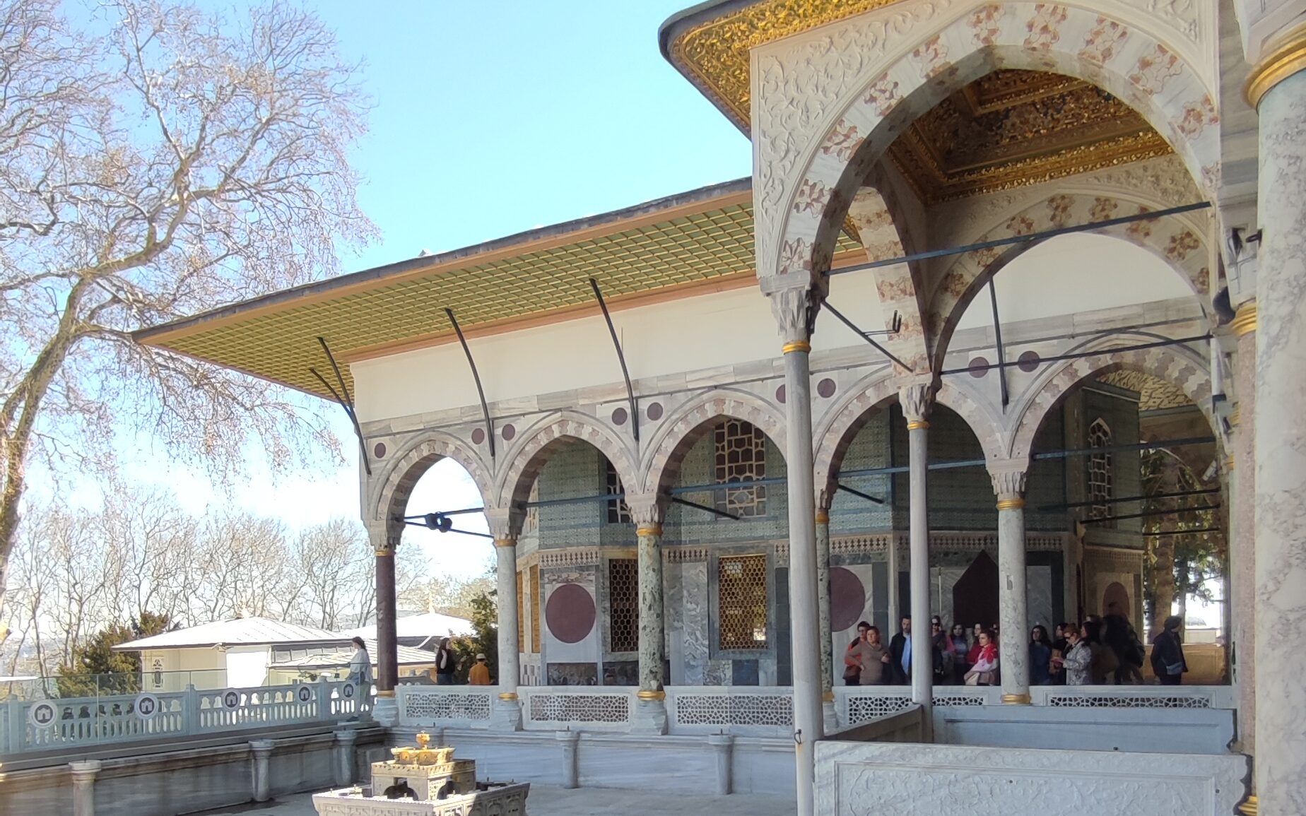 Quartiere di Sultanahmet esterno del palazzo topkapi