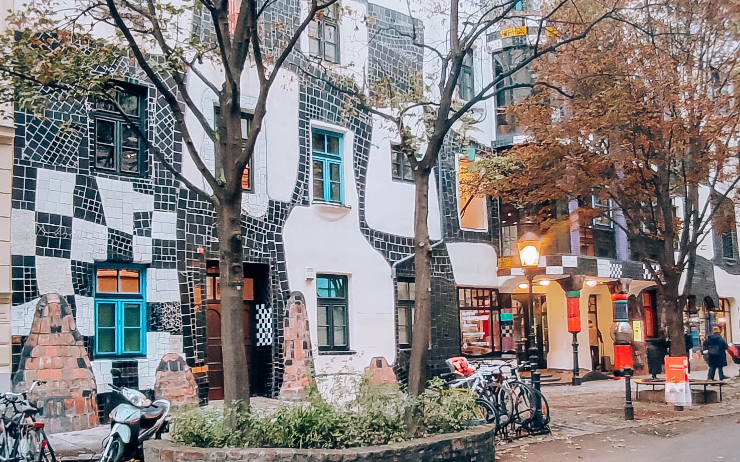 Hundertwasser Haus entrata