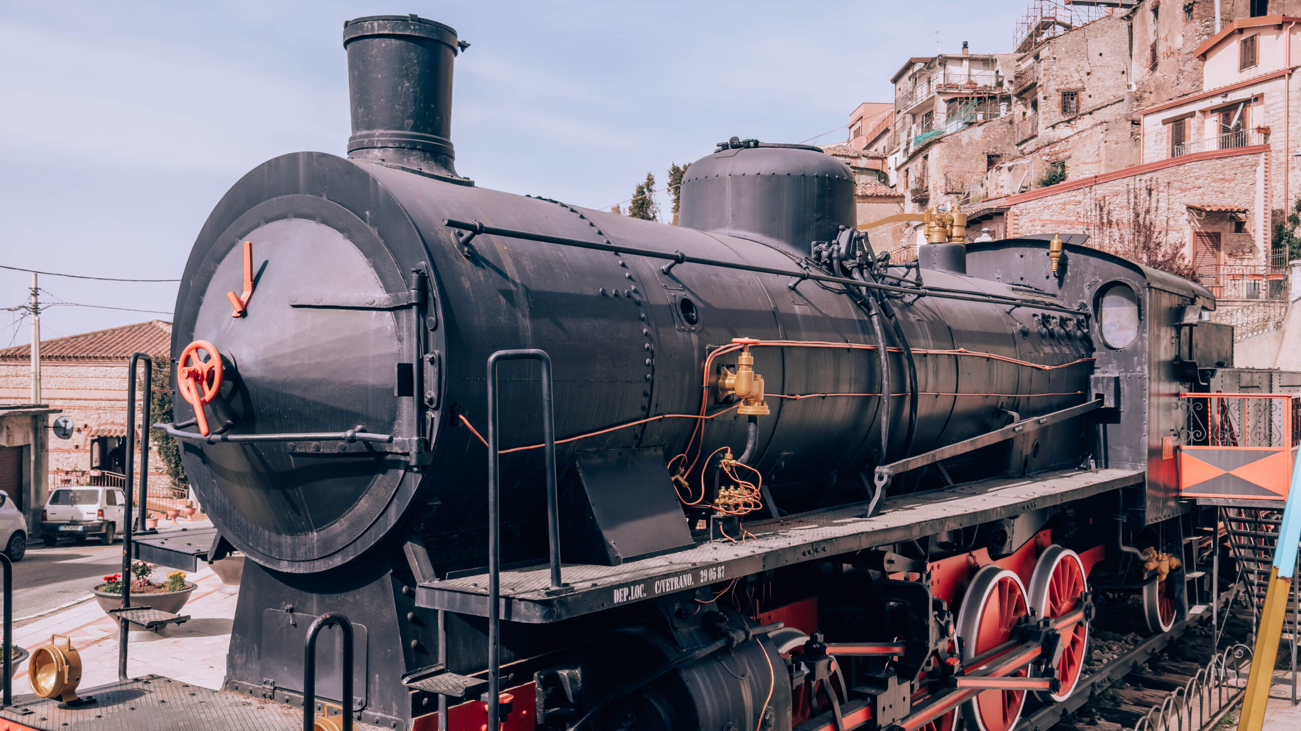 Cosa vedere in Calabria la locomotiva storica di bova